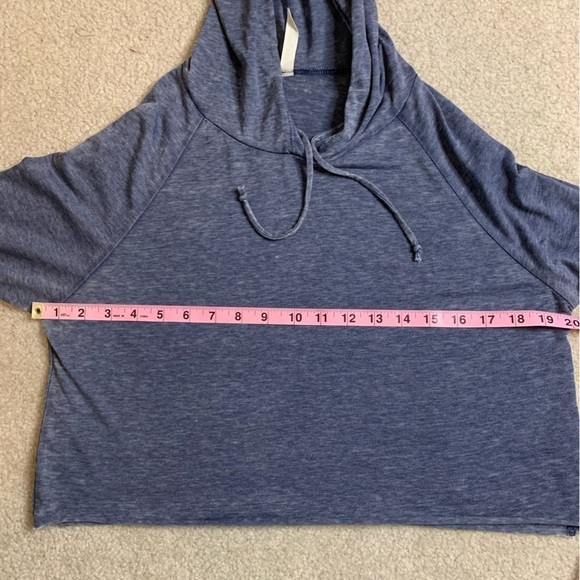 ever hottie Women’s Hooded Cropped Top Size Small - Picture 4 of 5